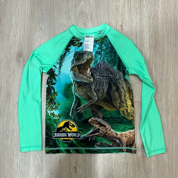 H M Swim Hm Jurassic World Dinosaur Boys Rush Guard Poshmark h-m-swim-hm-jurassic-world-dinosaur-boys-rush-guard-poshmark